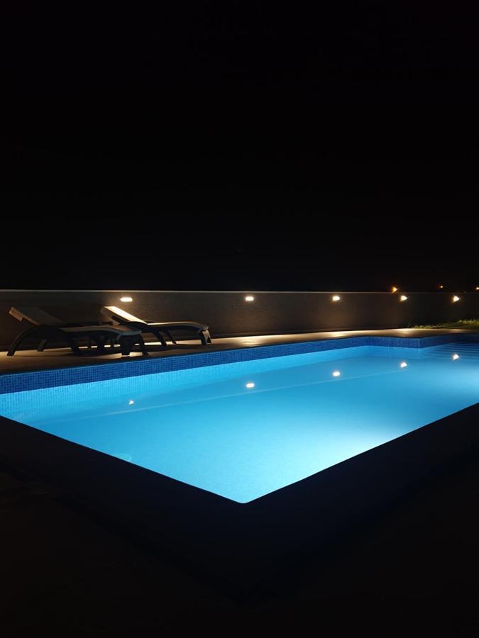 Villa Valf โพเซดารเย ภายนอก รูปภาพ